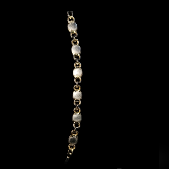 Vintage Scrimshaw Bracelet - Picture 2 of 2